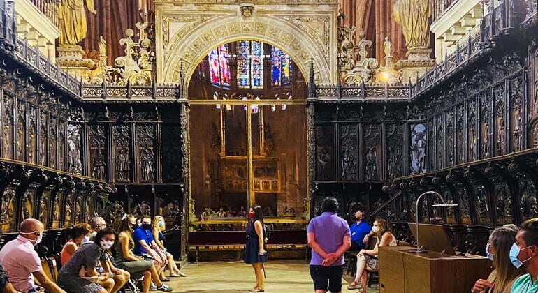 Visite de la "Cathédrale de León avec le cloître" avec des guides léonais Fournie par LEONESA TOURS 
