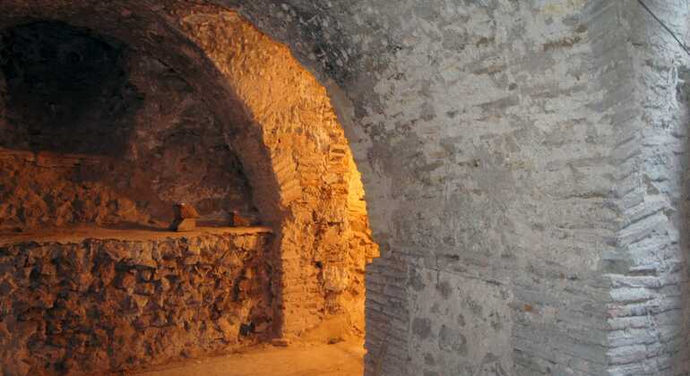 visita-subterraneos-y-leyendas-de-toledo-es-7