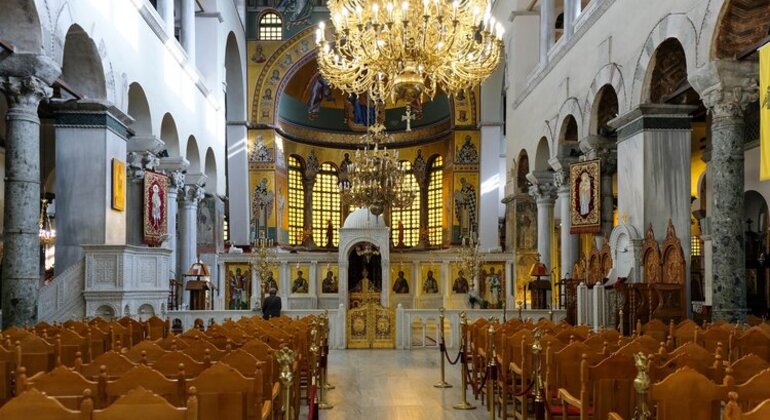 Visite à pied de l'église Saint Demetrios, Greece