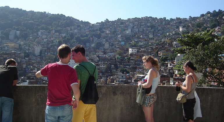 Passeio a pé pela favela Brasil — #4