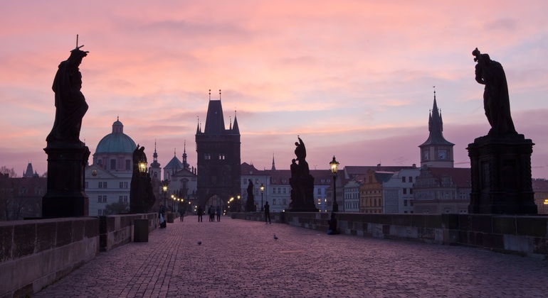 night-tour-of-prague-en-9