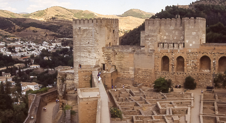 Alhambra of Granada: Complete Tour Spain — #4