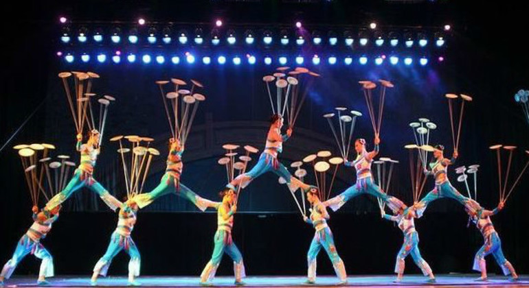 Akrobatik-Show in Peking Bereitgestellt von chinatoursnet