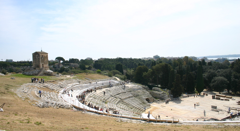 Visite du parc archéologique de Neapolis en petit groupe, Italy
