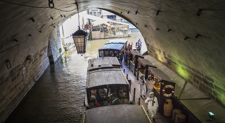 Passeio de barco pelo Castelo de Praga e pelo Canal do Rio