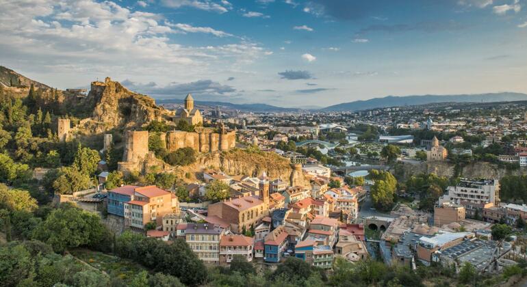 Passeio a pé pela parte antiga de Tbilisi Organizado por Tripspot Georgia