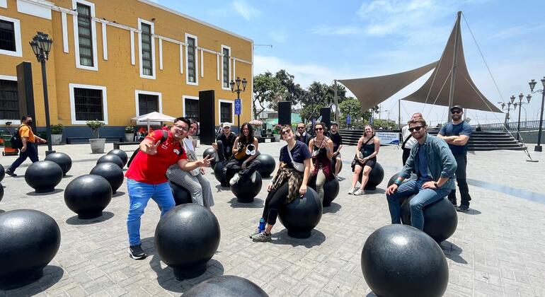 Tour Gratis Centro Histórico de Lima con Degustación de Pisco Sour Perú — #5