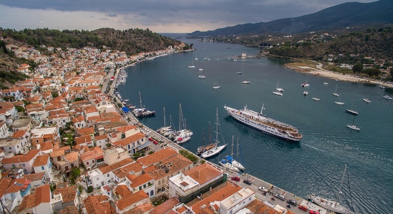 Crucero de Un Día de Atenas a 3 Islas - Poros, Hydra, Aegina Operado por LETS BOOK TRAVEL