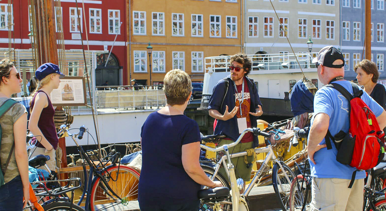 1.tour in bicicletta di 5 ore dei punti salienti della città