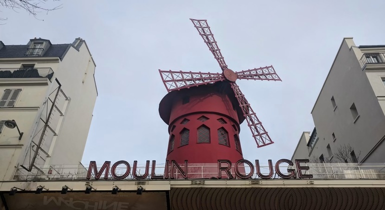 Romantic Montmartre: Self Guided Exploration Game & Walking Tour France &mdash; #9