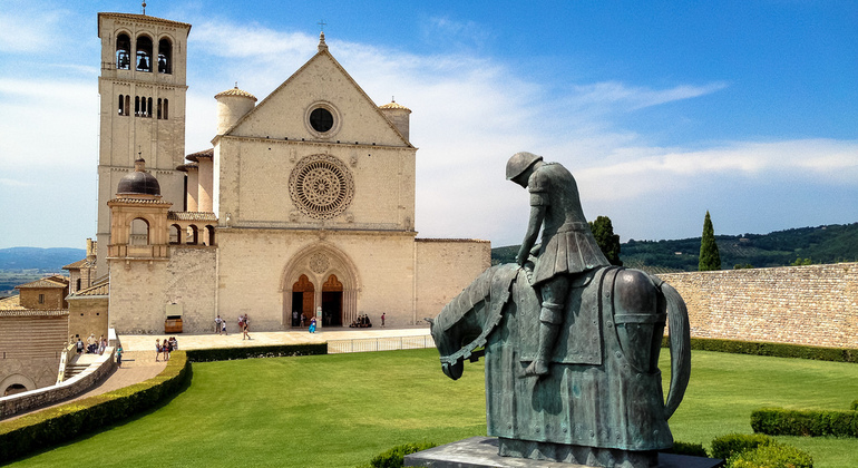 Assis - Visita à cidade e à Basílica de São Francisco Organizado por Umbria tours