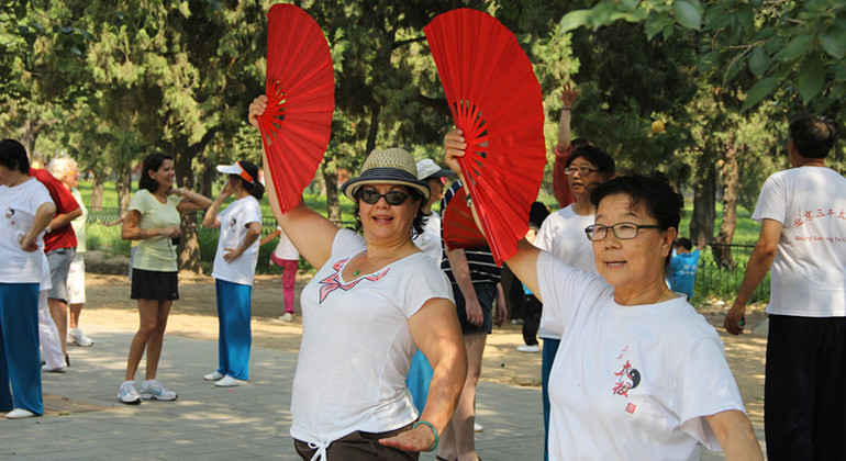Excursão ao Templo do Céu e Tai Chi Organizado por Beijing San Feng Tai Chi Club