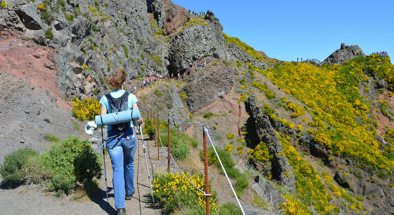 Passeio pedestre pelos Picos da Madeira, Portugal