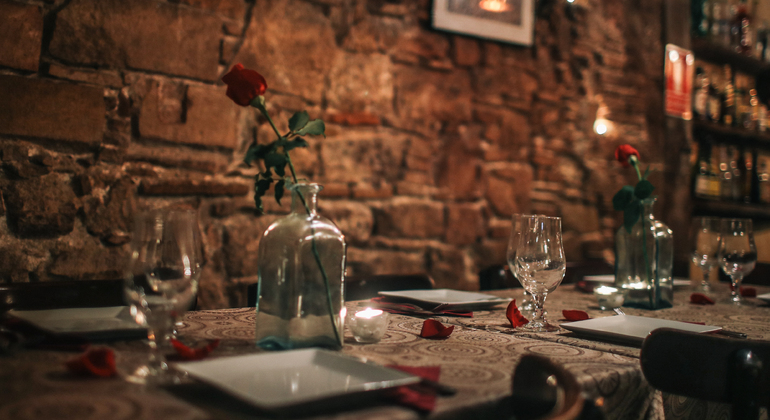 flamenco-and-tapas-evening-in-barcelona-es-1