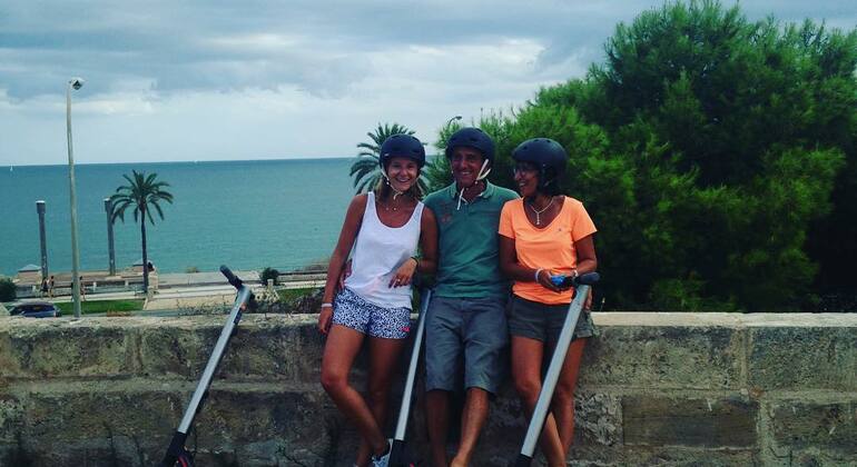 Tour de 1 Hora en Patinete Eléctrico Operado por GreenTours Palma