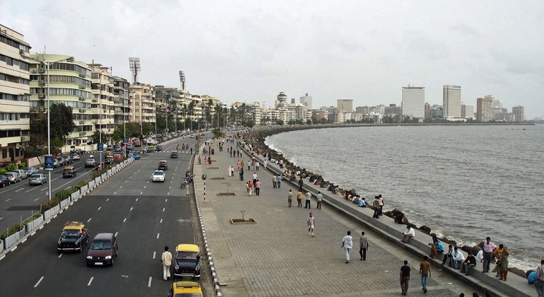 Private Mumbai Sightseeing with Local Tour Guide India — #3