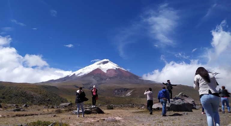 Cotopaxi: Volcán Activo más Alto del Ecuador Operado por Johan Caruci