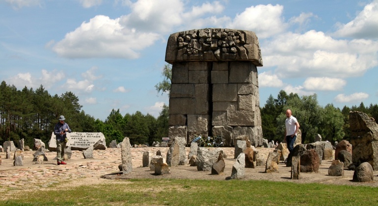 Campo de exterminio de Treblinka Operado por WPT1313 Warsaw Private Tours