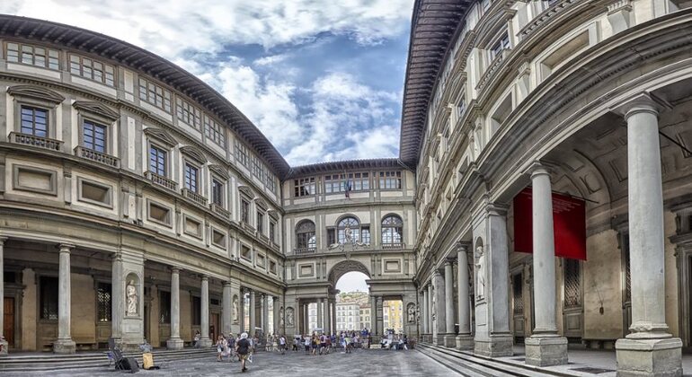 Galleria degli Uffizi Tour semiprivato monolingue Fornito da Tour and Travel by My Tour