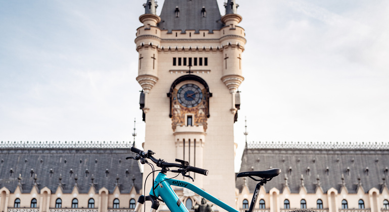 E-Bike & Bike Tour with Discover Lasi Provided by Discover Iasi