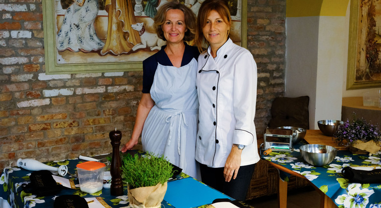 Visite privée : Cours de cuisine avec Le Locandiere Fournie par Destination Venice