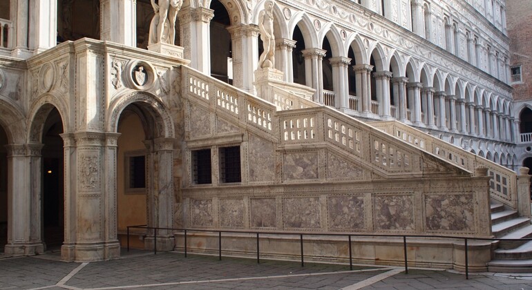 Visita guiada al Palacio Ducal Italia &mdash; #2