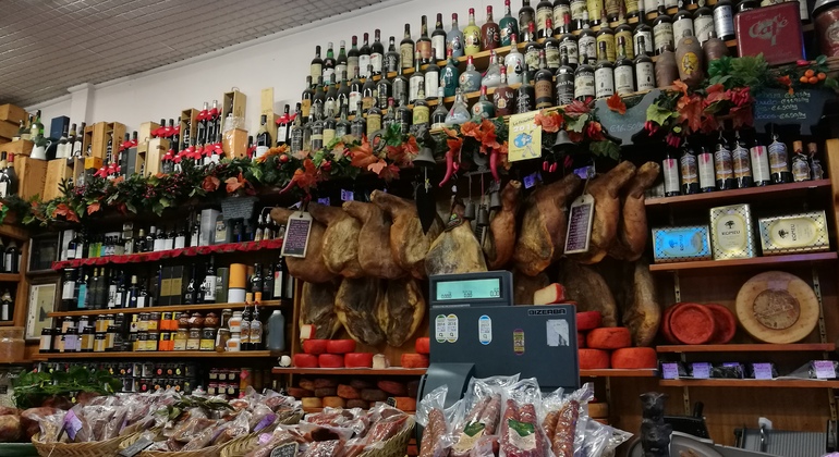 food-and-wine-walking-tasting-tour-en-2