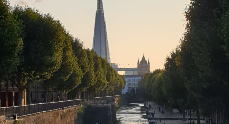 London Docklands & Canals Tour England — #1