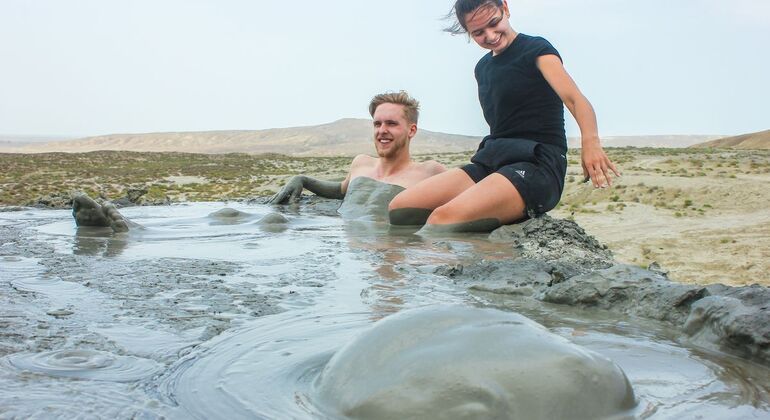 Excursión a Gobustán y los volcanes de lodo