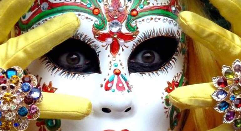 Carnevali veneziani, un viaggio nel tempo