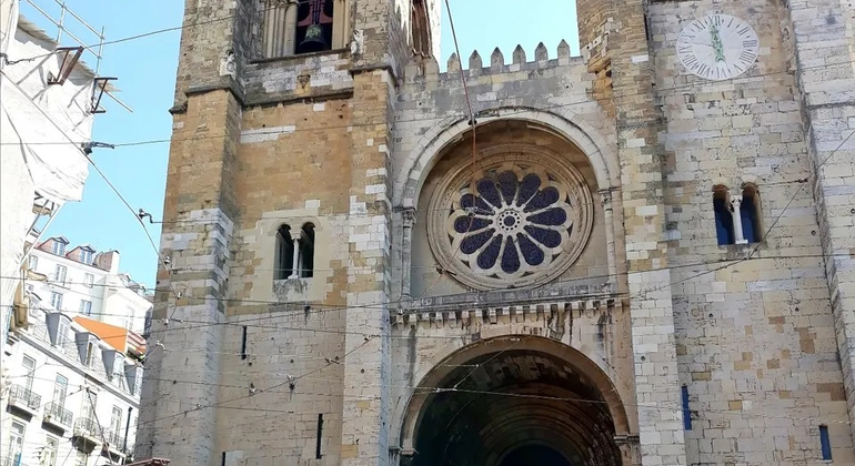 Visite libre de l'Alfama et de la Mouraria : L'histoire et les faits modernes Portugal — #16