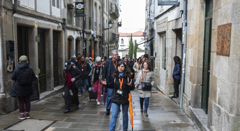 Essential Freetour Santiago: Experience the City's History