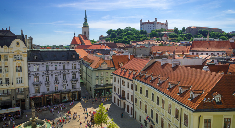 Tour gratuito Bratislava essenziale  Fornito da Explora Bratislava Tours