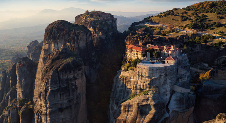 Full Day Tour to Meteora and Thermopylae, Greece