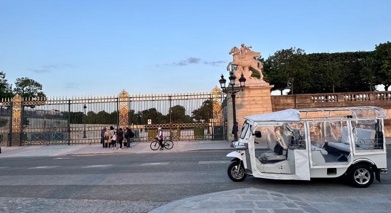 Paris mit dem Tuktuk: Tour der wichtigsten Denkmäler