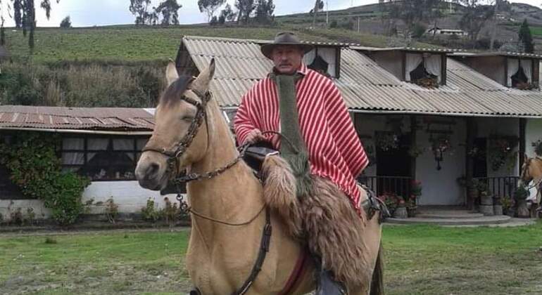 "Passeios a cavalo "Llakta, Ecuador