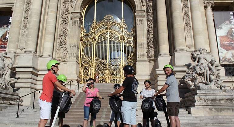 segway-eiffel-tour-en-3