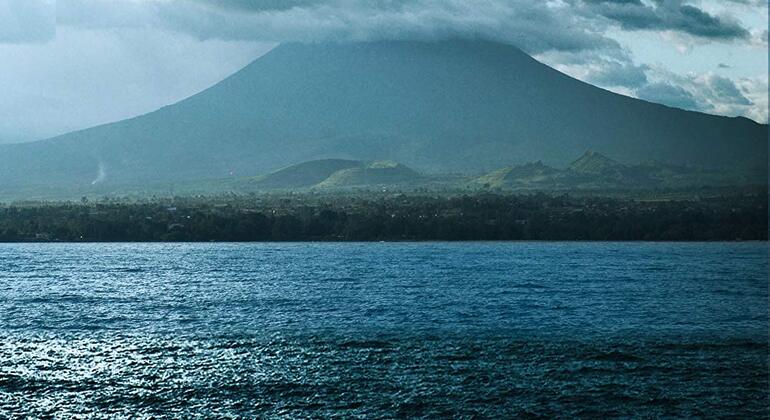 Excursión a los Lagos Gemelos Operado por Wild Hikes Rwanda