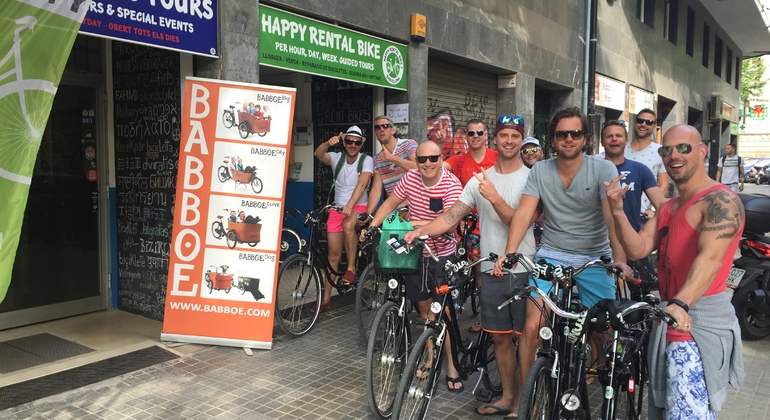 Tour de Gaudí y el Modernismo - 3 horas Operado por HAPPY RENTAL BIKE