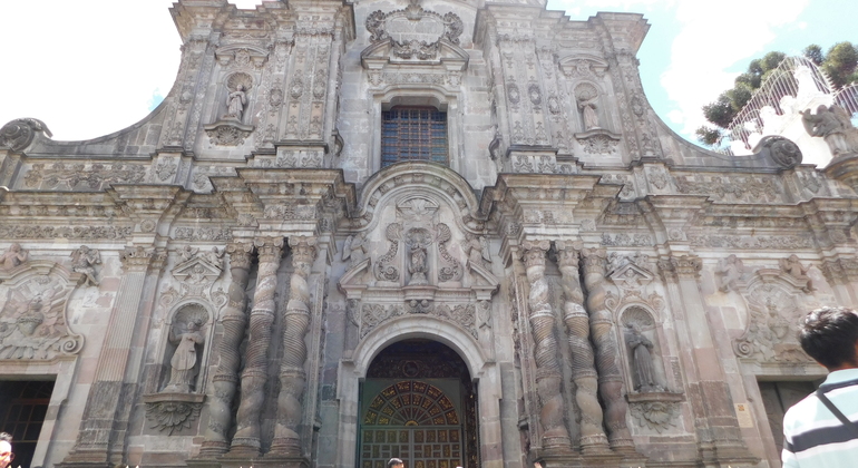 Explora Quito: Entre el Poder y la Muerte Ecuador — #4