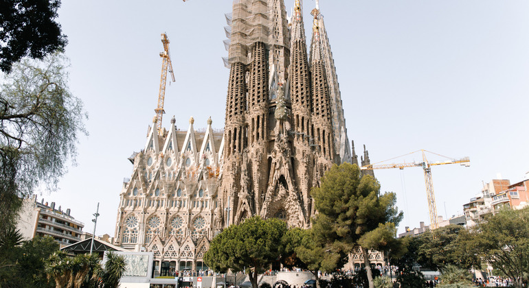 Tour Gaudí, Sagrada Familia e Modernismo
