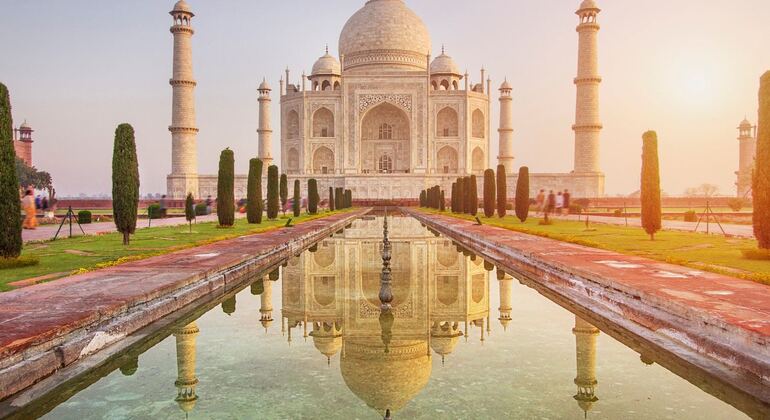 Full-Day Tour to Agra & Taj Mahal from Delhi