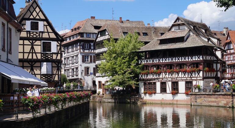 Original Free Tour of Strasbourg ¡Complete Historic Center! Provided by Free Tour Guide Europe