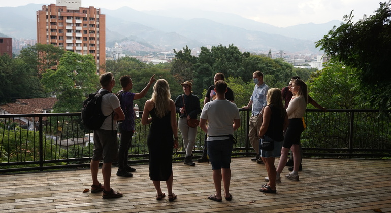 El Gran Poblado Free Tour: de Provenza a Manila Colombia — #12