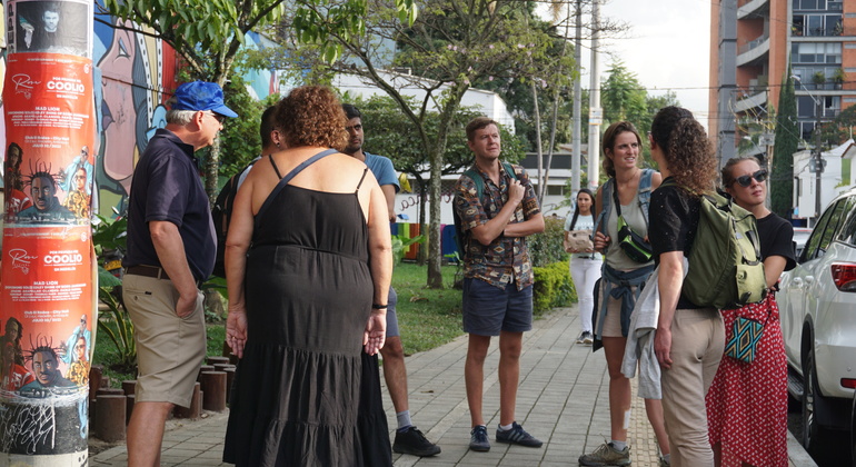 El Gran Poblado Free Tour: de Provenza a Manila Colombia — #20