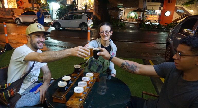 El Gran Poblado Free Tour: de Provenza a Manila Colombia — #24