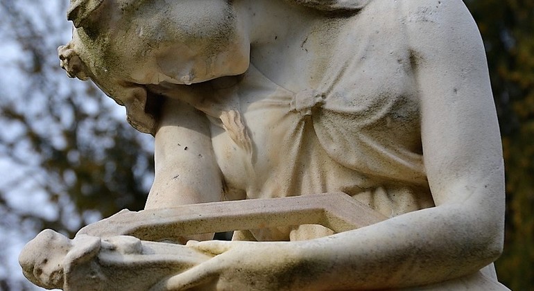 Pere Lachaise Paris Cemetery Tour France — #1