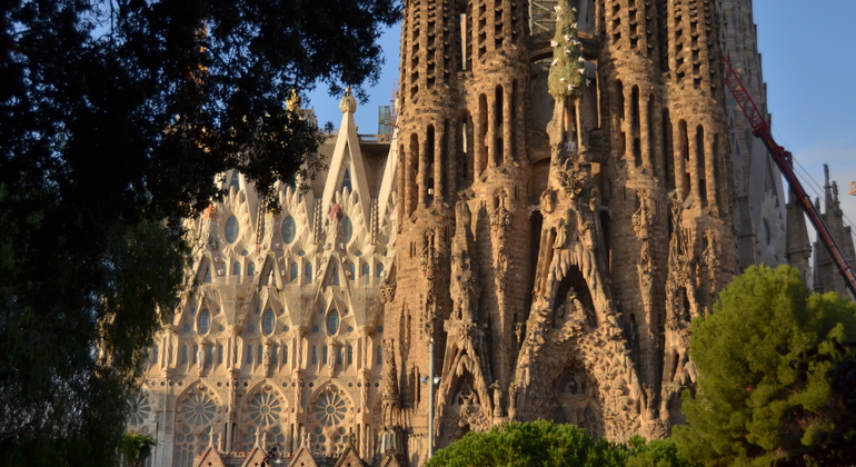 sagrada-familia-free-walking-tour-es-3