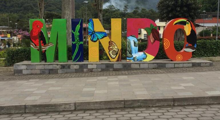 Mindo et le tour du milieu du monde Équateur — #1