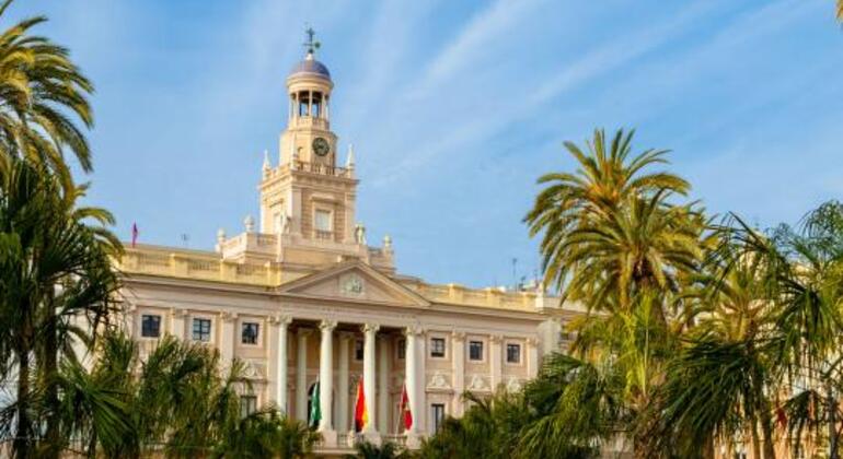 Cádiz Tour: Three Thousand Years in History Provided by Juan